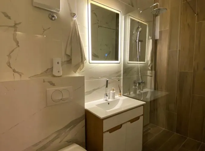 King Milans Apartment